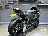 Мотоцикл Yamaha R1-9