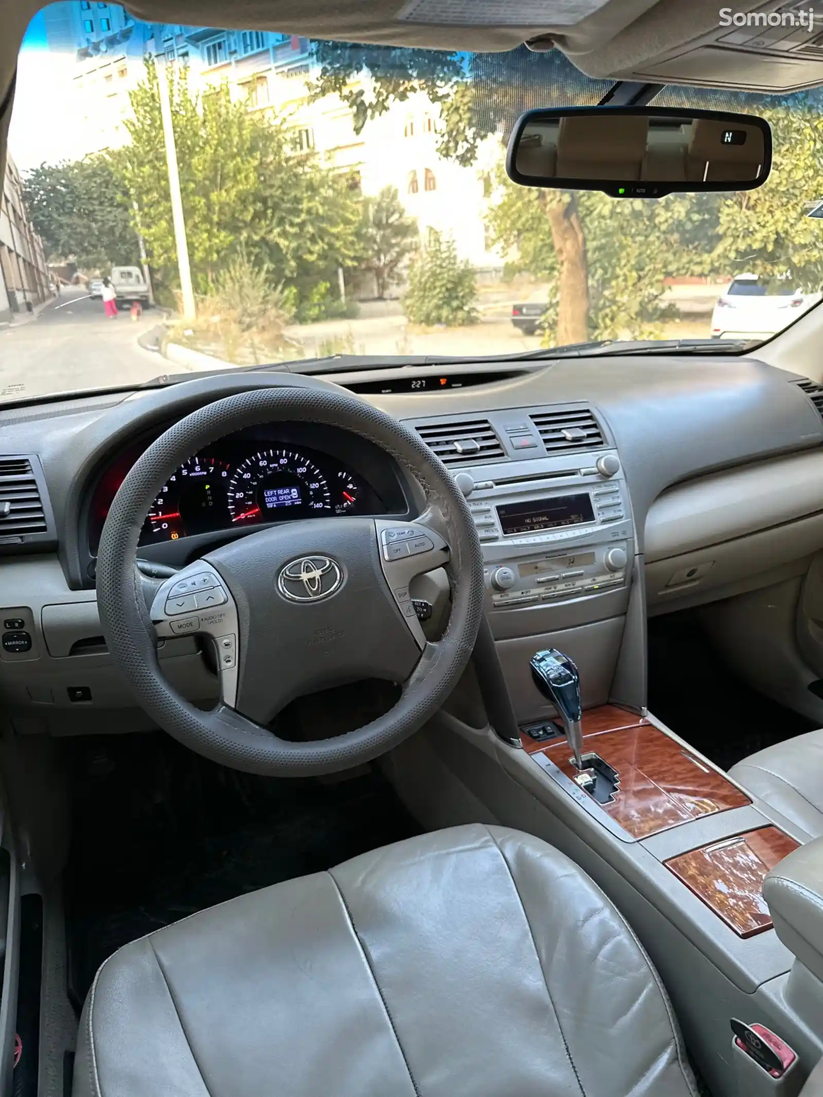 Toyota Camry, 2010-6