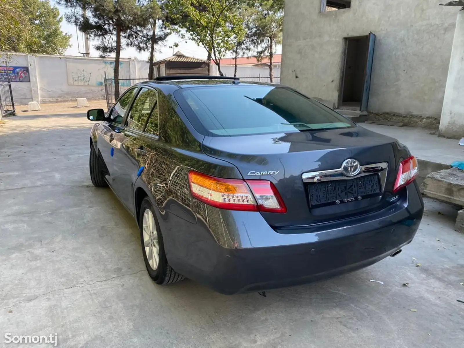 Toyota Camry, 2011-10