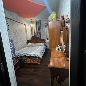 3-комн. квартира, 5 этаж, 70 м², Фирдавси