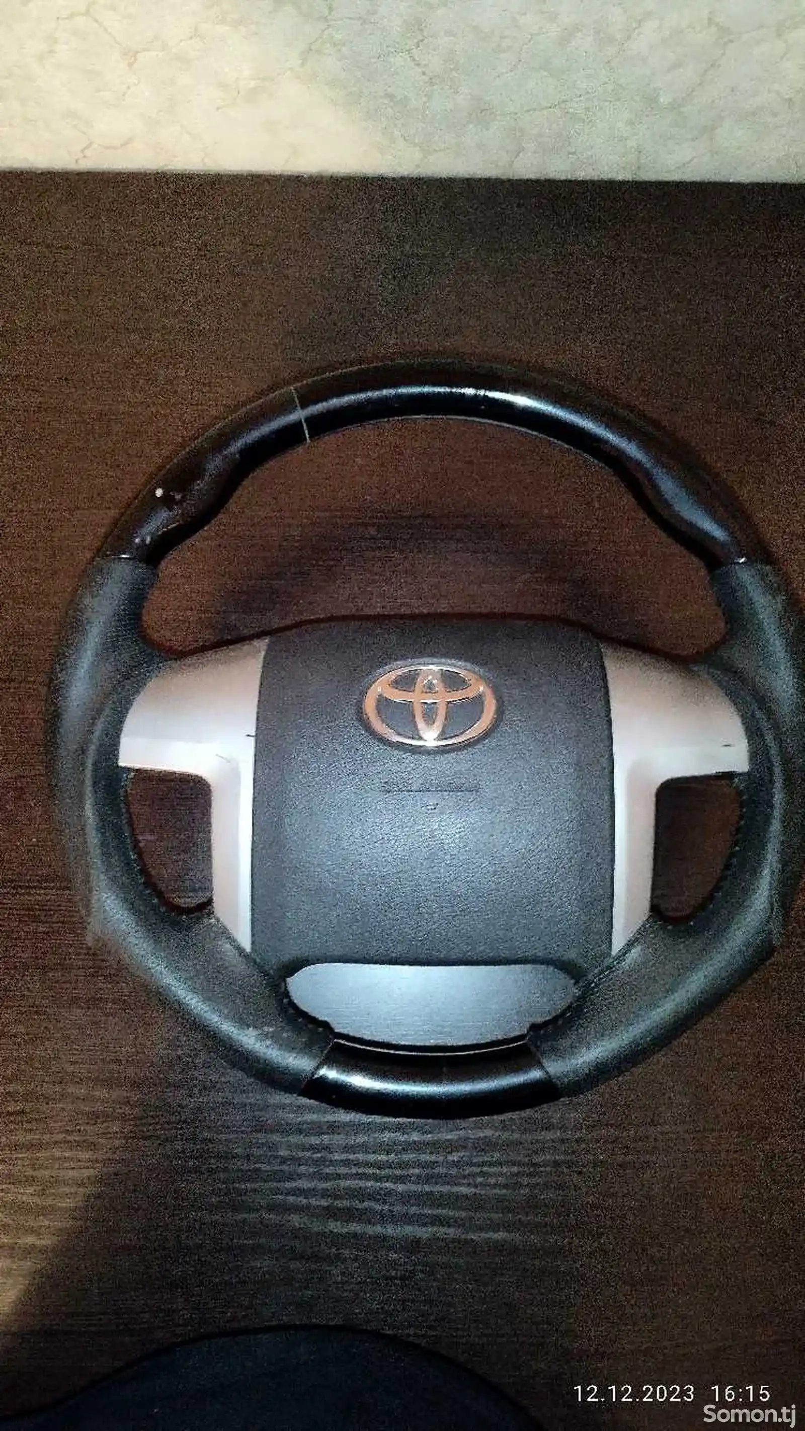 Руль Toyota Alphard-2