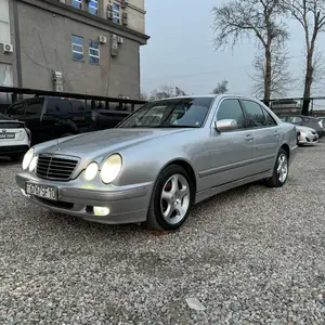 Mercedes-Benz E class, 2000