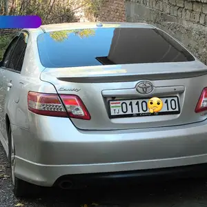 Toyota Camry, 2011