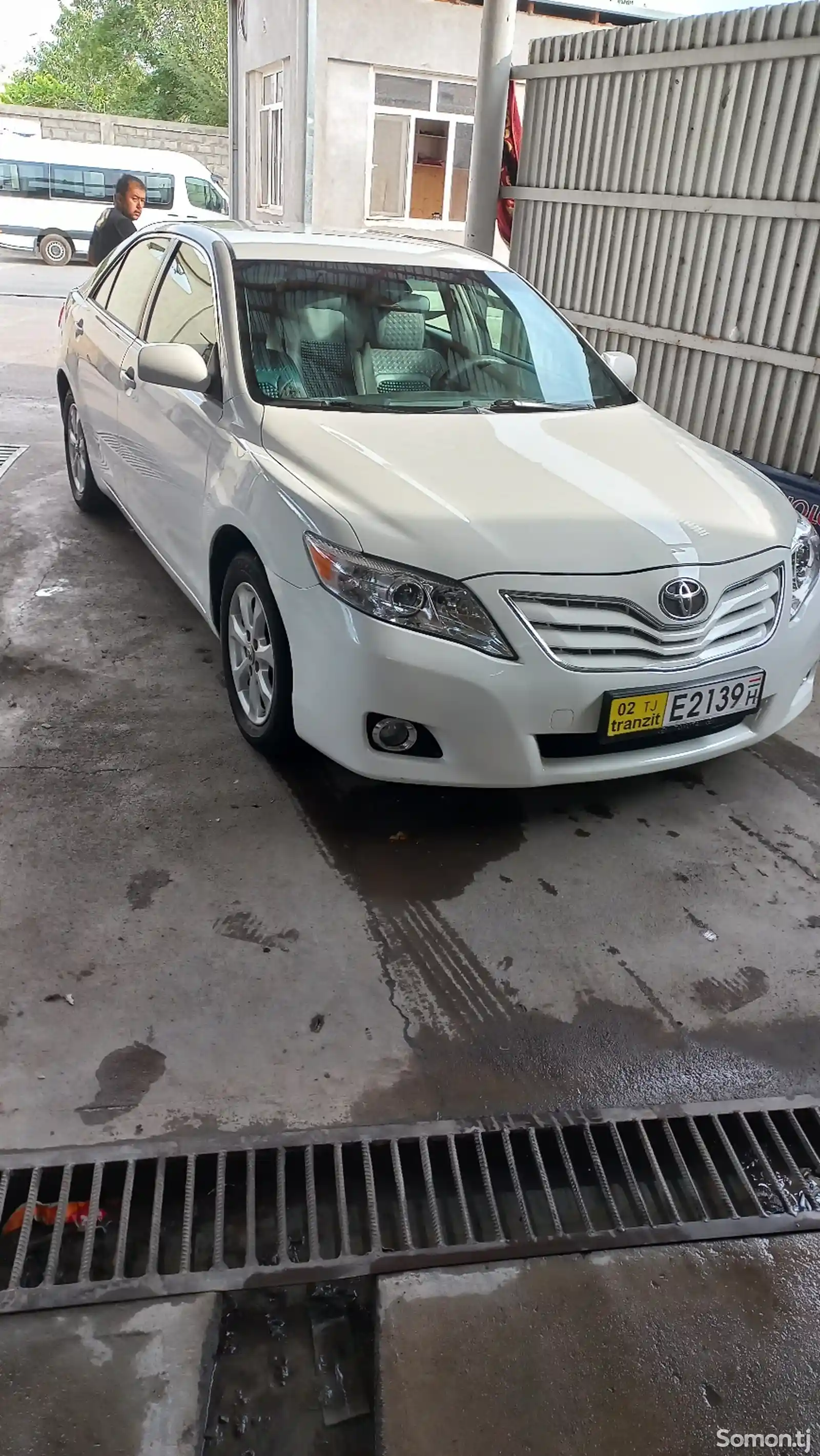 Toyota Camry, 2011-1