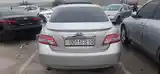 Toyota Camry, 2011-4