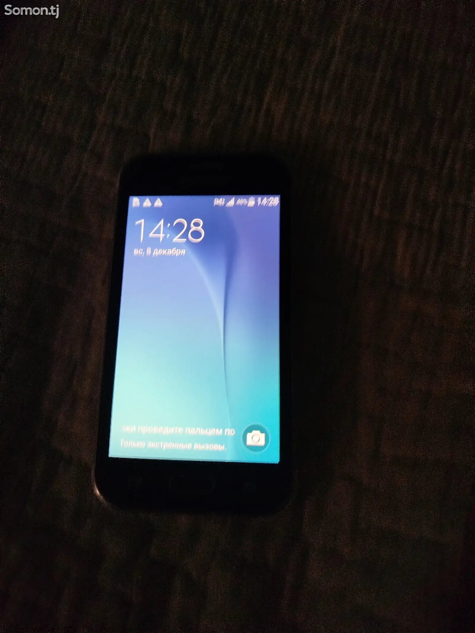 Samsung Galaxy J1-1