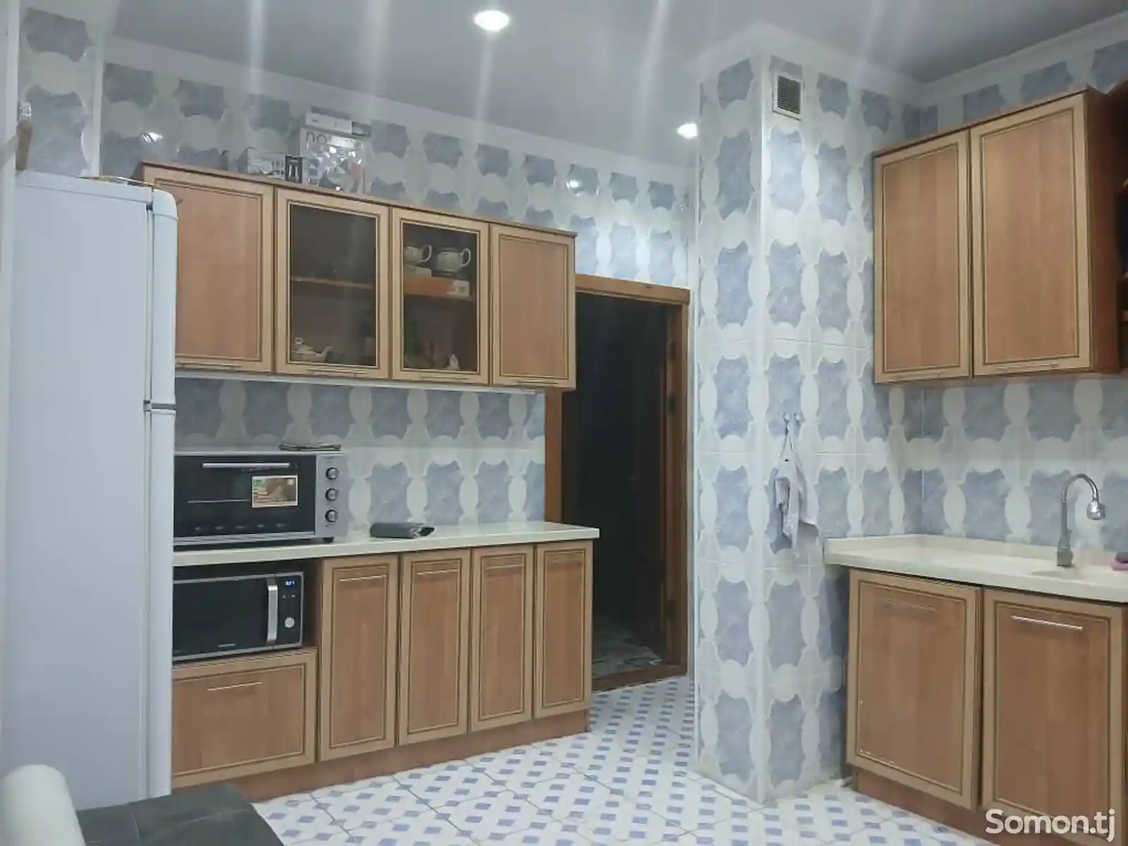 3-комн. квартира, 1 этаж, 80 м², 12 мкр, 20 дом-13