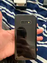 Samsung Galaxy S10e-4