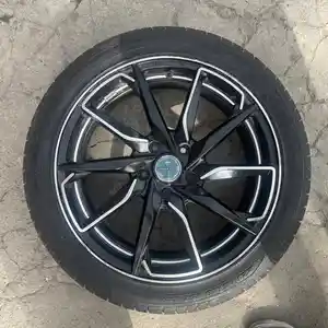 Диск и шины R18 Hyundai