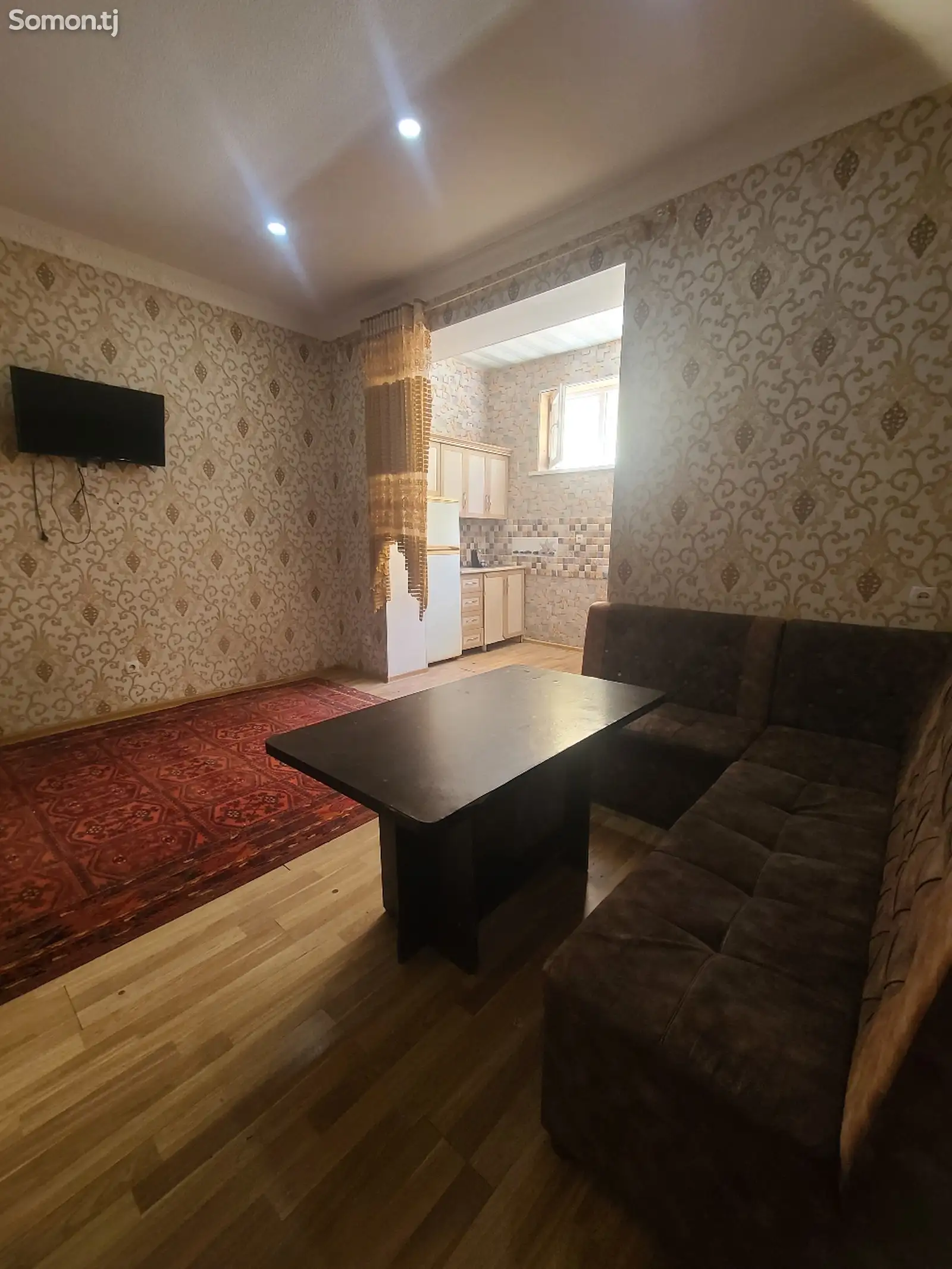 1-комн. квартира, Цокольный этаж, 50 м², 19мкр-1