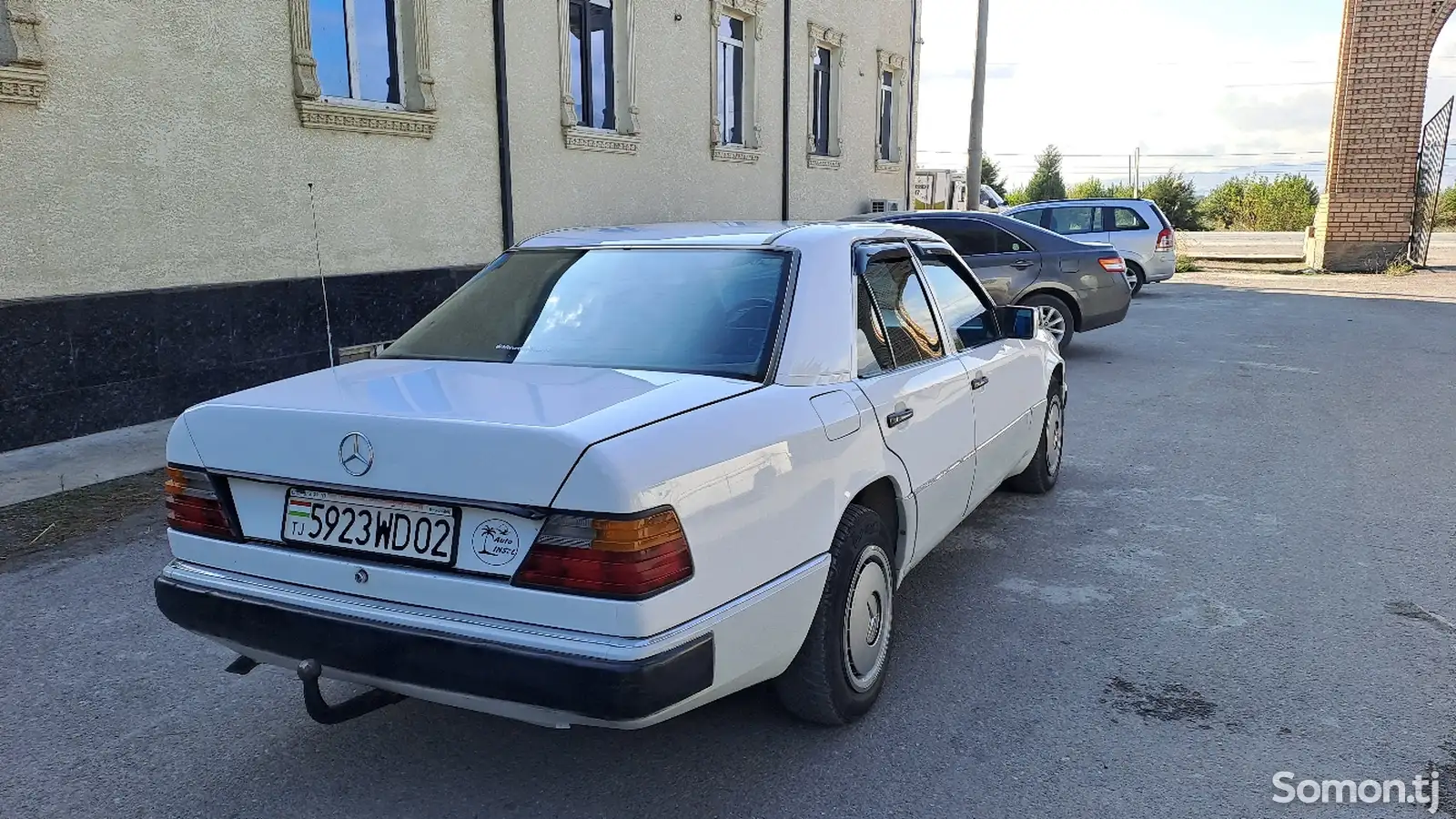 Mercedes-Benz W124, 1990-4