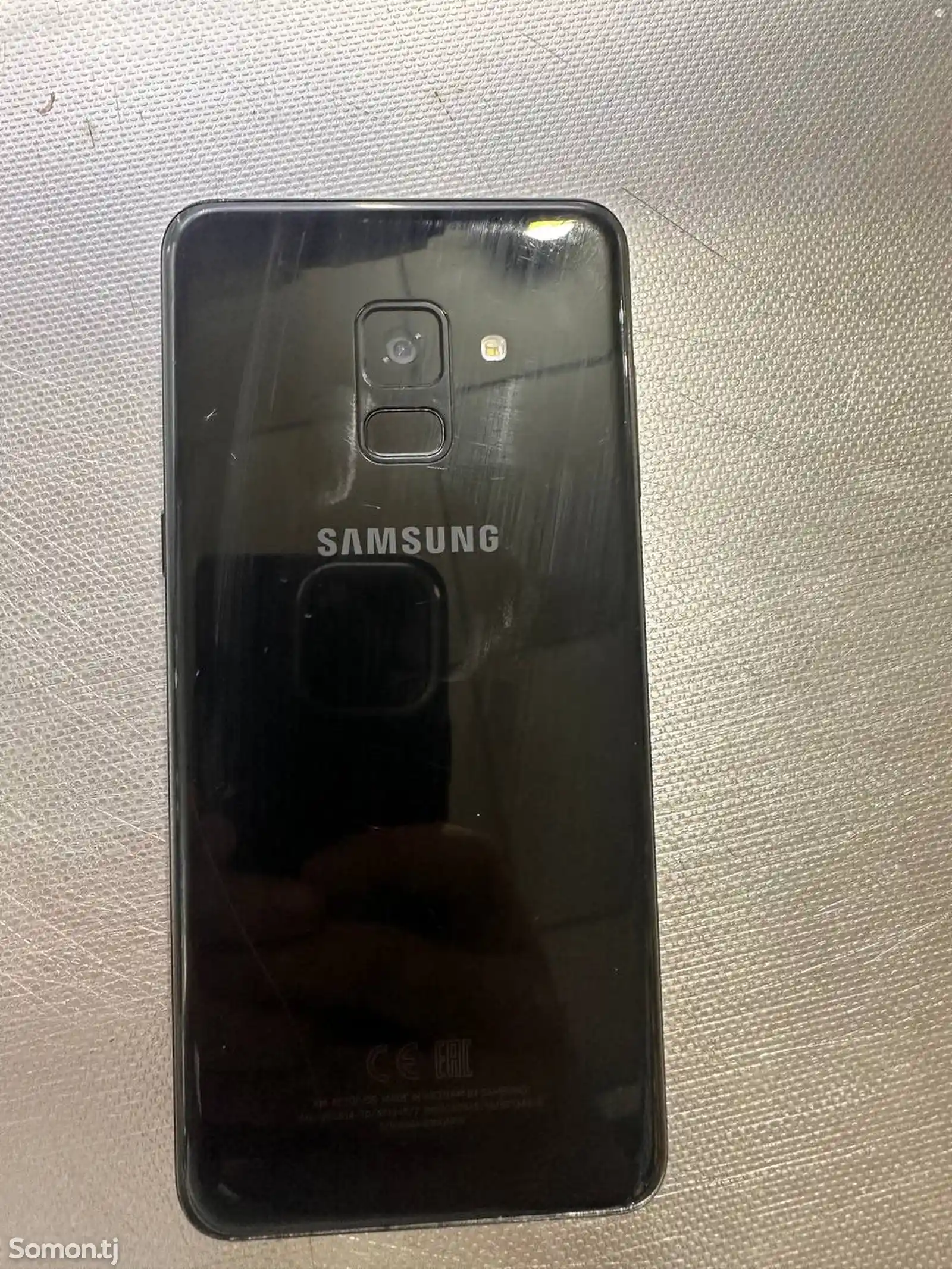 Samsung Galaxy A8-2