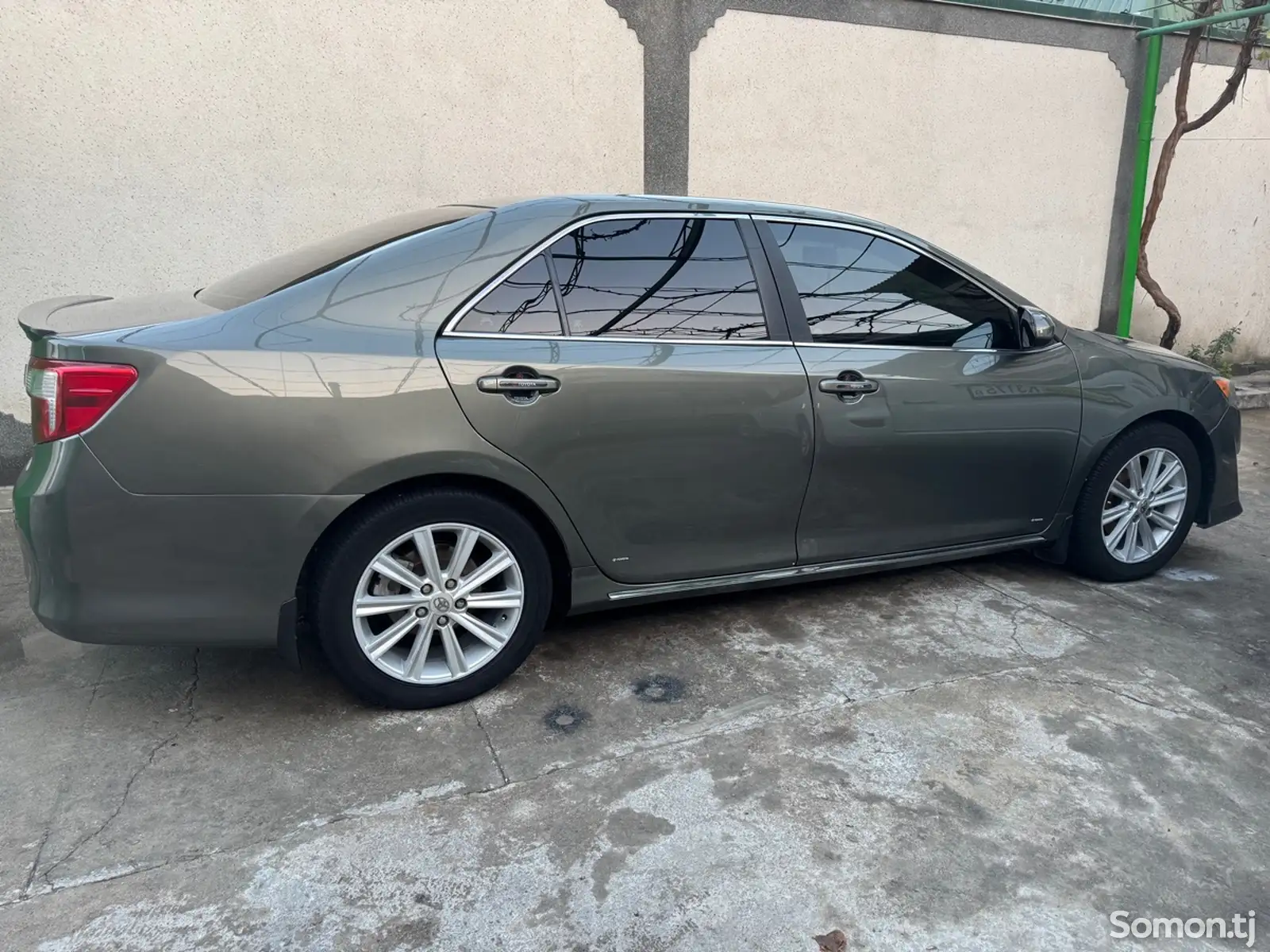 Toyota Camry, 2012-1