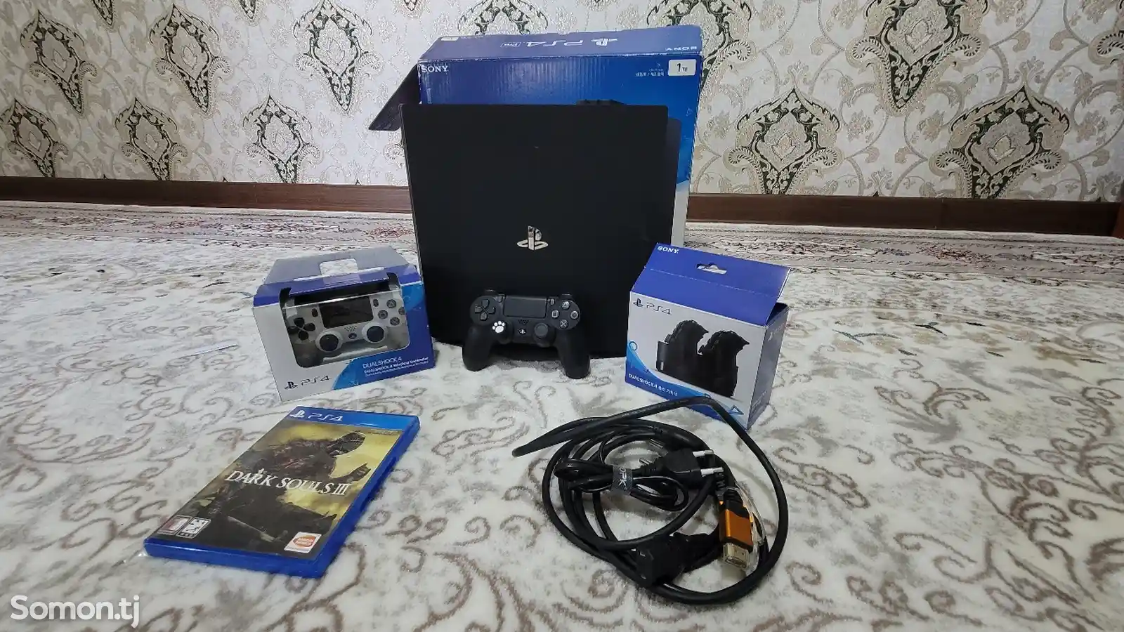 Игровая приставка PlayStation 4 pro 1 tb-3