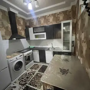 2-комн. квартира, 3 этаж, 65м², 3 база