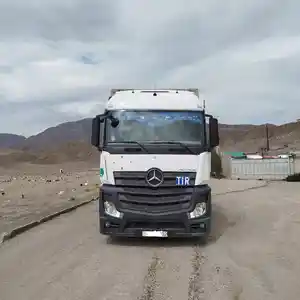 Бортовой грузовик Mercedes-Benz Actros 2645