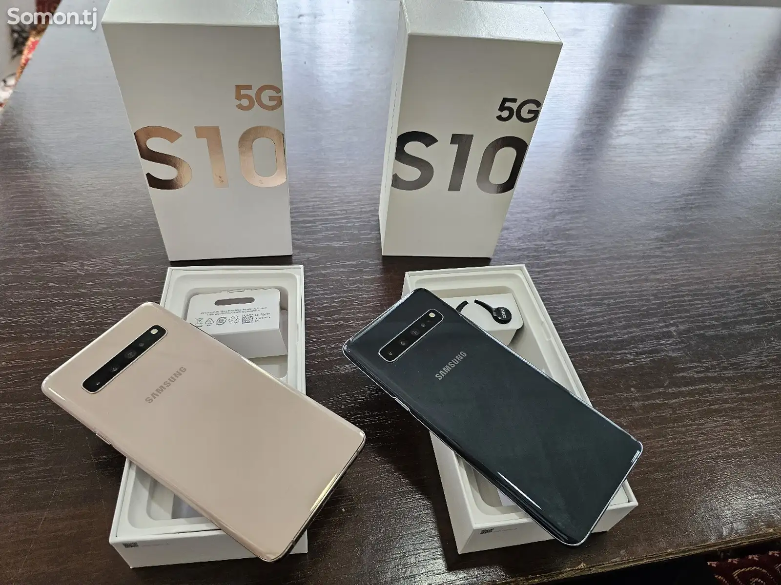 Samsung Galaxy S10 5G 256Gb-1