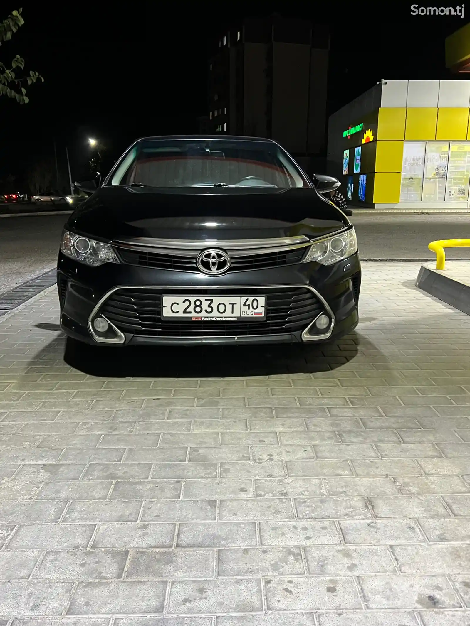 Toyota Camry, 2015-1