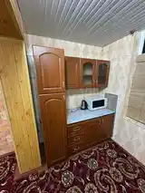 3-комн. квартира, 1 этаж, 99м², 18мкр-6