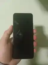 Телефон Realme-3