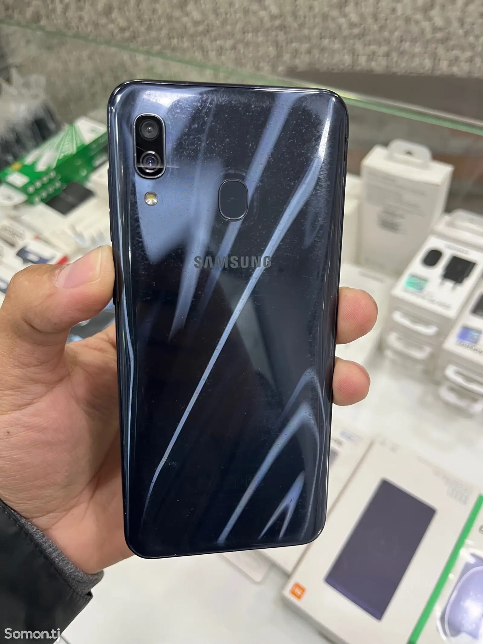 Samsung Galaxy A30