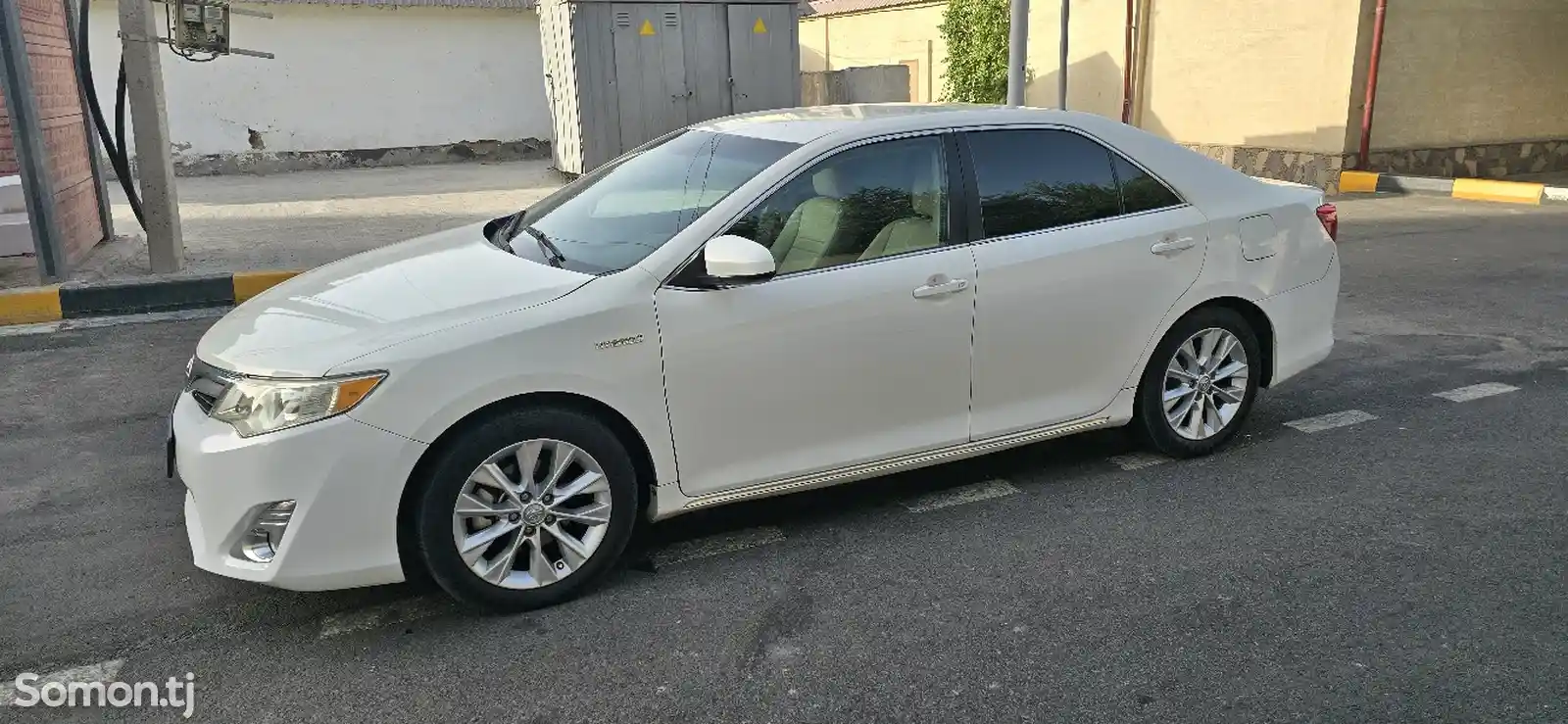 Toyota Camry, 2013-4