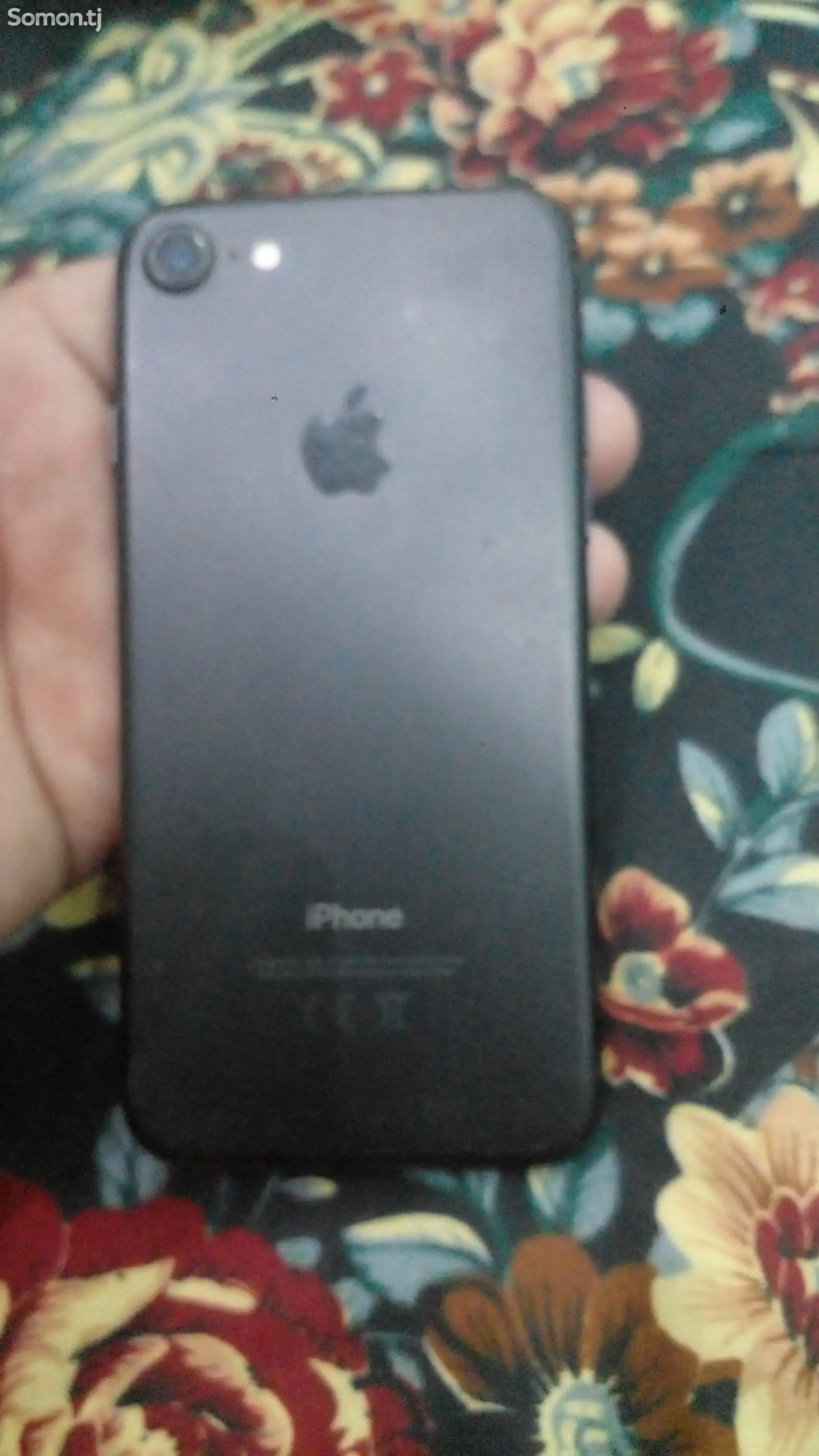 Apple iPhone 7, 32 gb-1