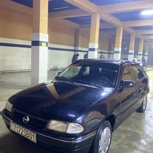 Opel Astra F, 1992