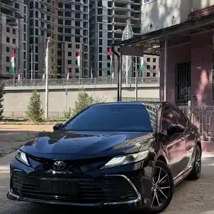 Toyota Camry, 2020