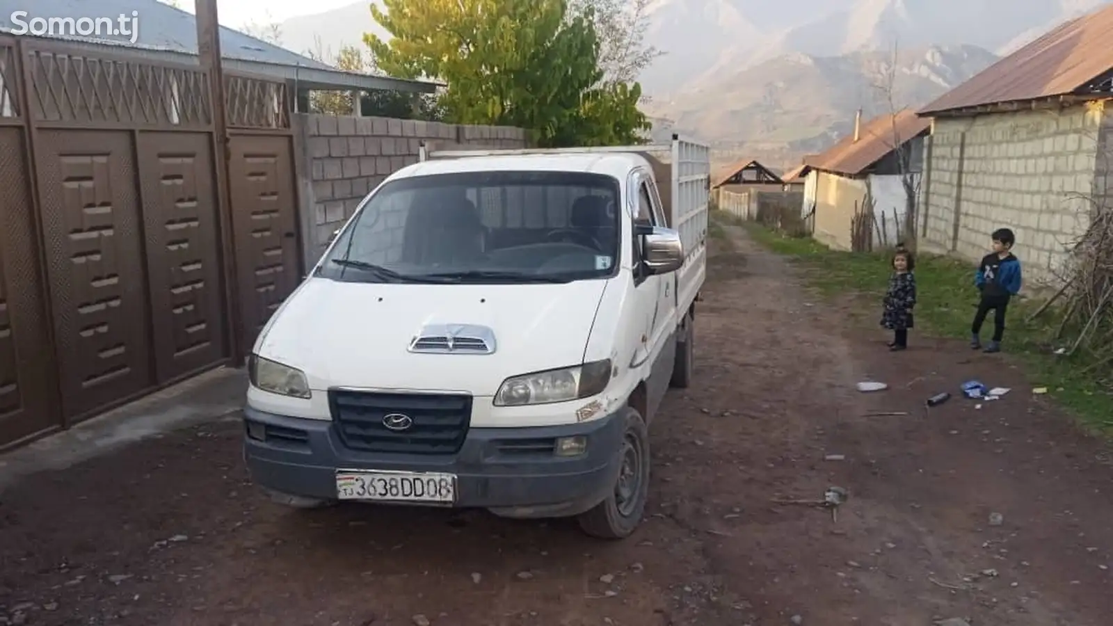 Бортовой автомобиль Hyundai Starex, 2008-1