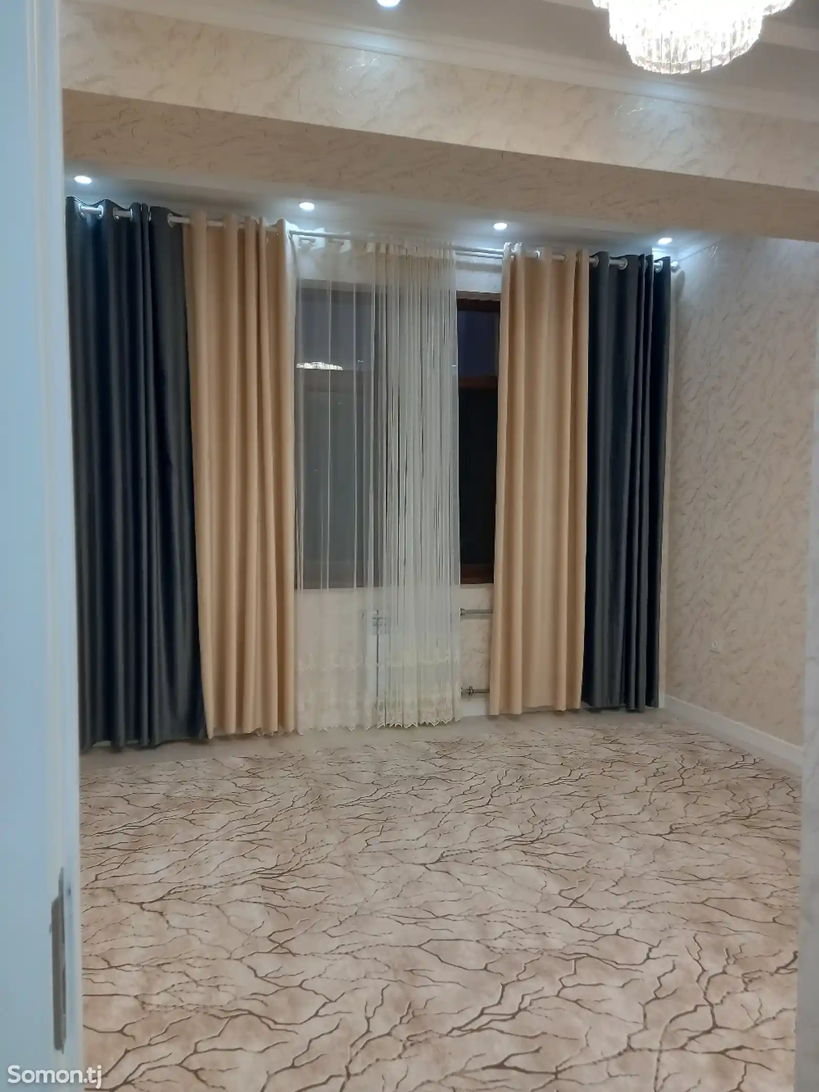 3-комн. квартира, 13 этаж, 90м², 82 мкр-3