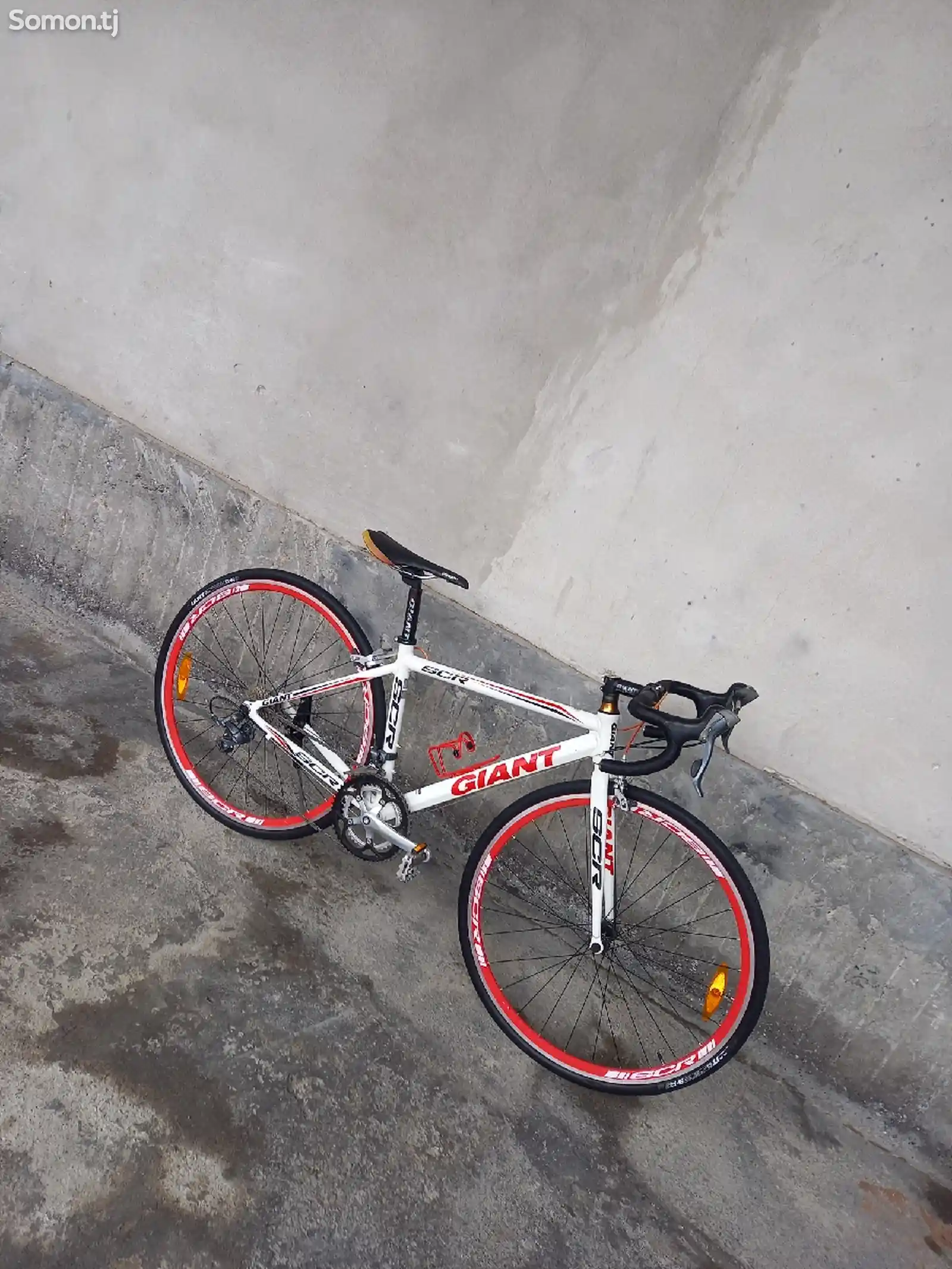 Шоссейный велосипед GIANT SCR-7