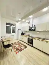 2-комн. квартира, 14 этаж, 60м², Дом Печать-7