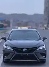 Toyota Camry, 2019-13