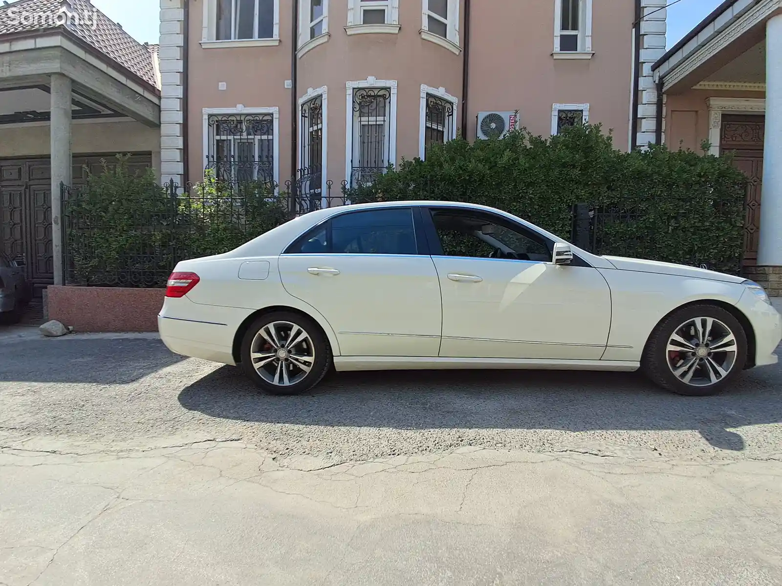 Mercedes-Benz E class, 2011-3