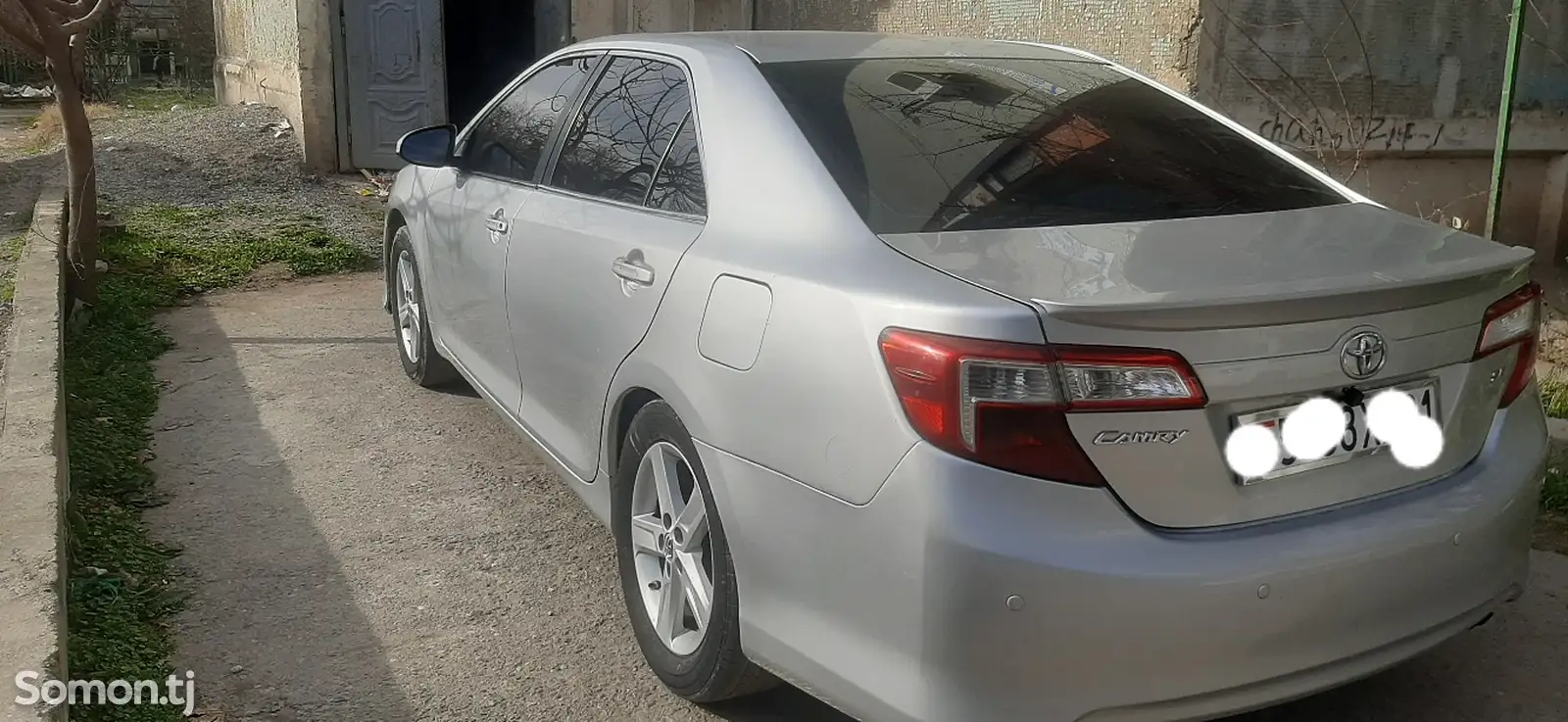 Toyota Camry, 2012-1