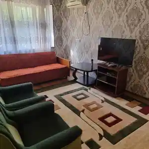 2-комн. квартира, 1 этаж, 54м², Ватан