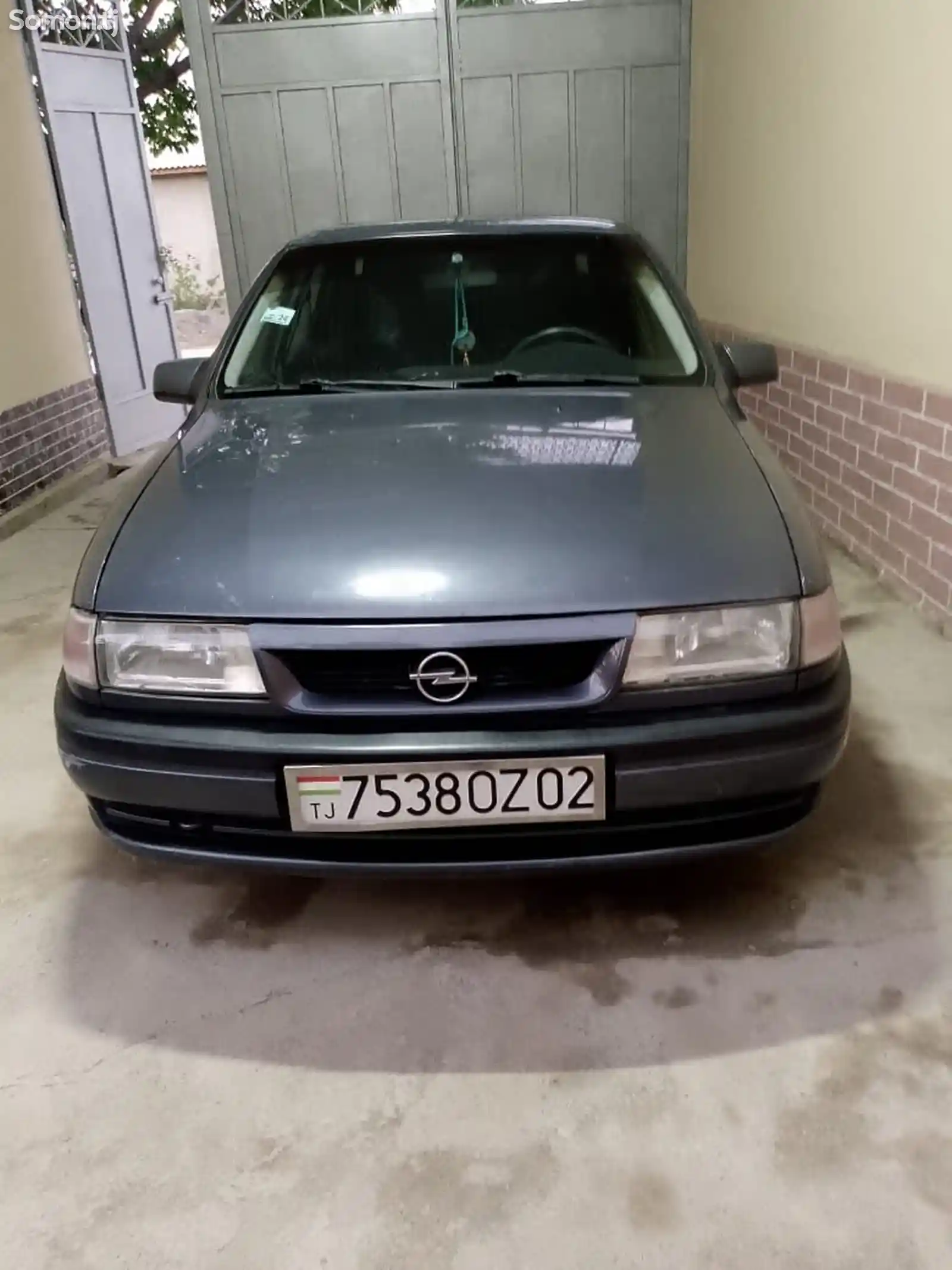 Opel Vectra A, 1995-1