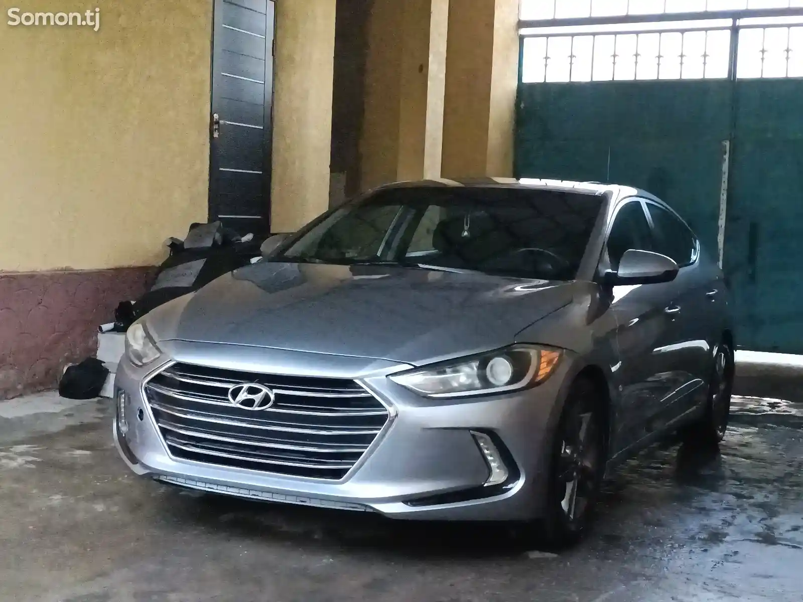 Hyundai Elantra, 2017-4