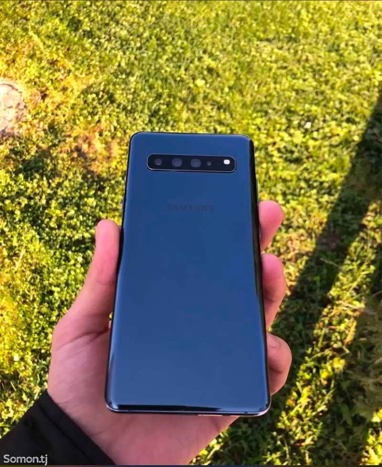 Samsung Galaxy S10 Plus 5G 8+8/128Gb-1