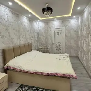 2-комн. квартира, 11 этаж, 70м², Шохмансур