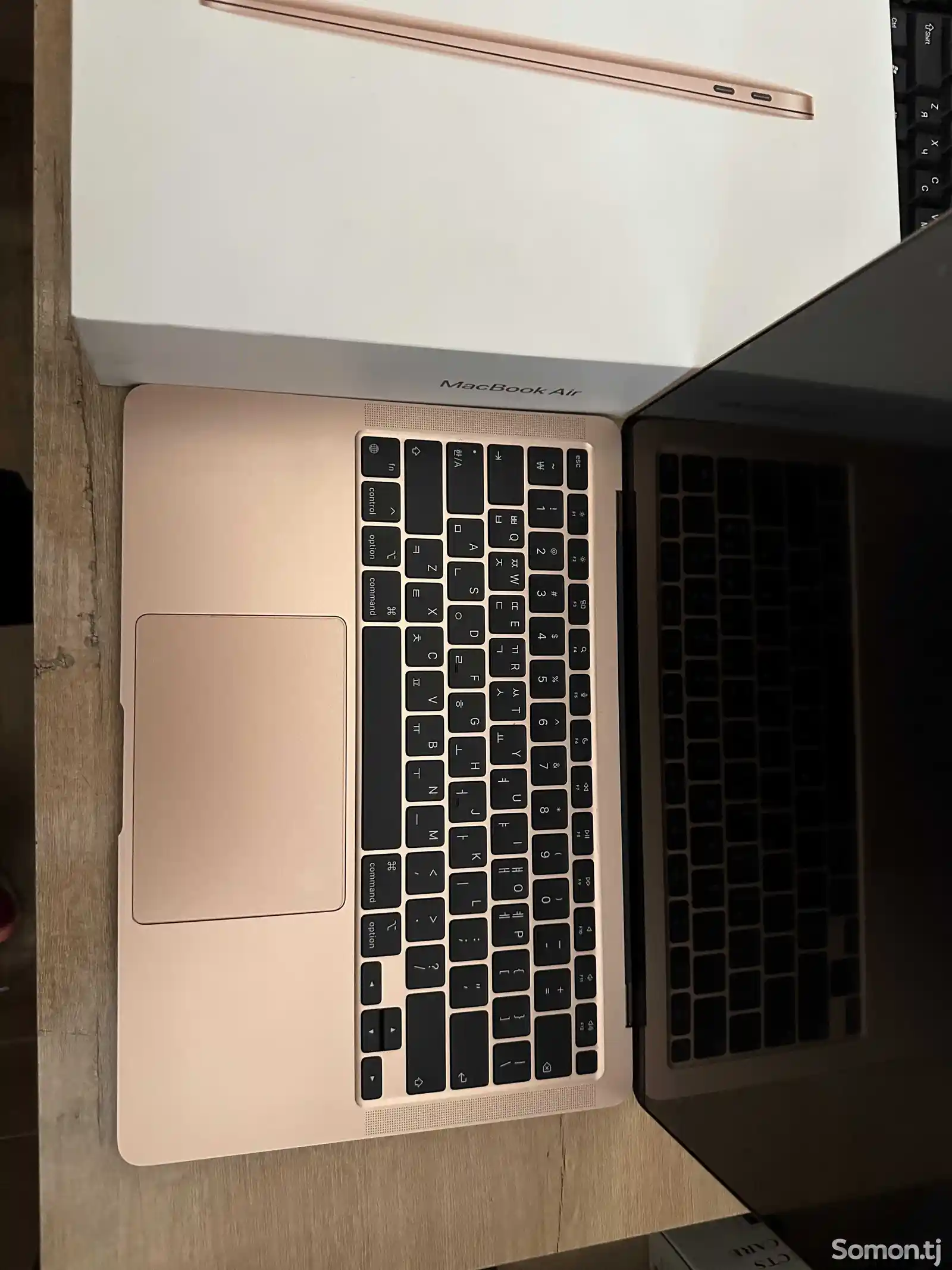 Ноутбук MacBook Air chip M1 2021 256gb Gold-3
