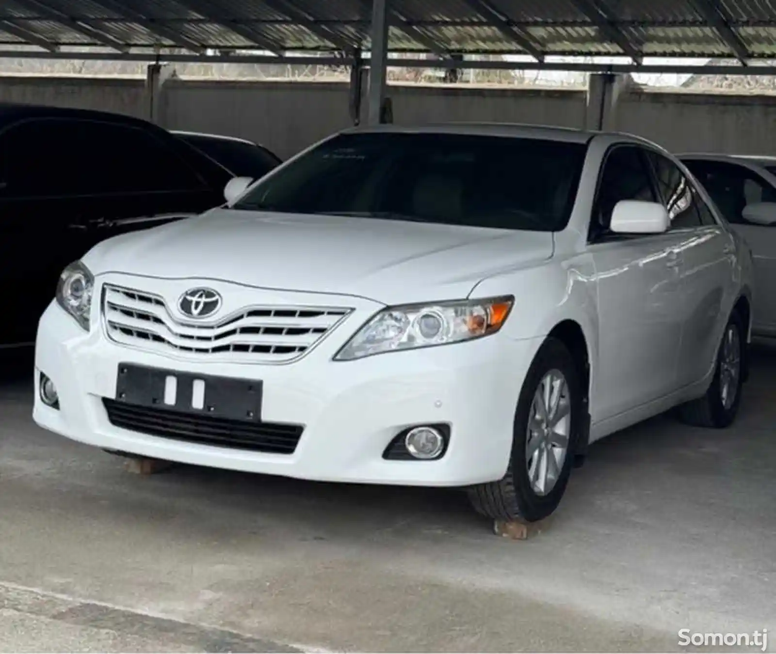 Toyota Camry, 2010-1