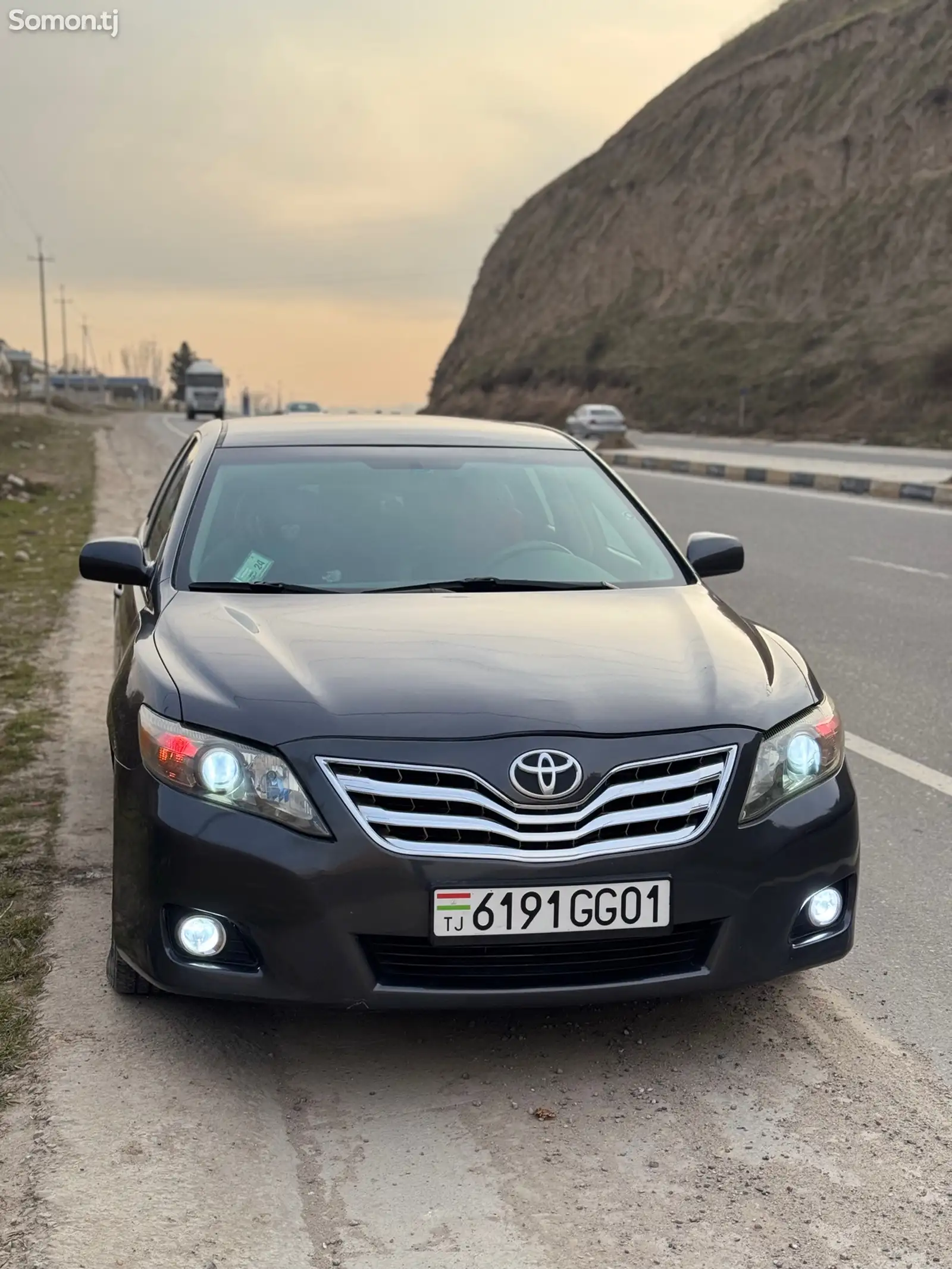 Toyota Camry, 2011-1