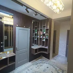 3-комн. квартира, 10 этаж, 100м², Шохмансур