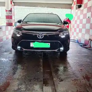 Toyota Camry, 2017