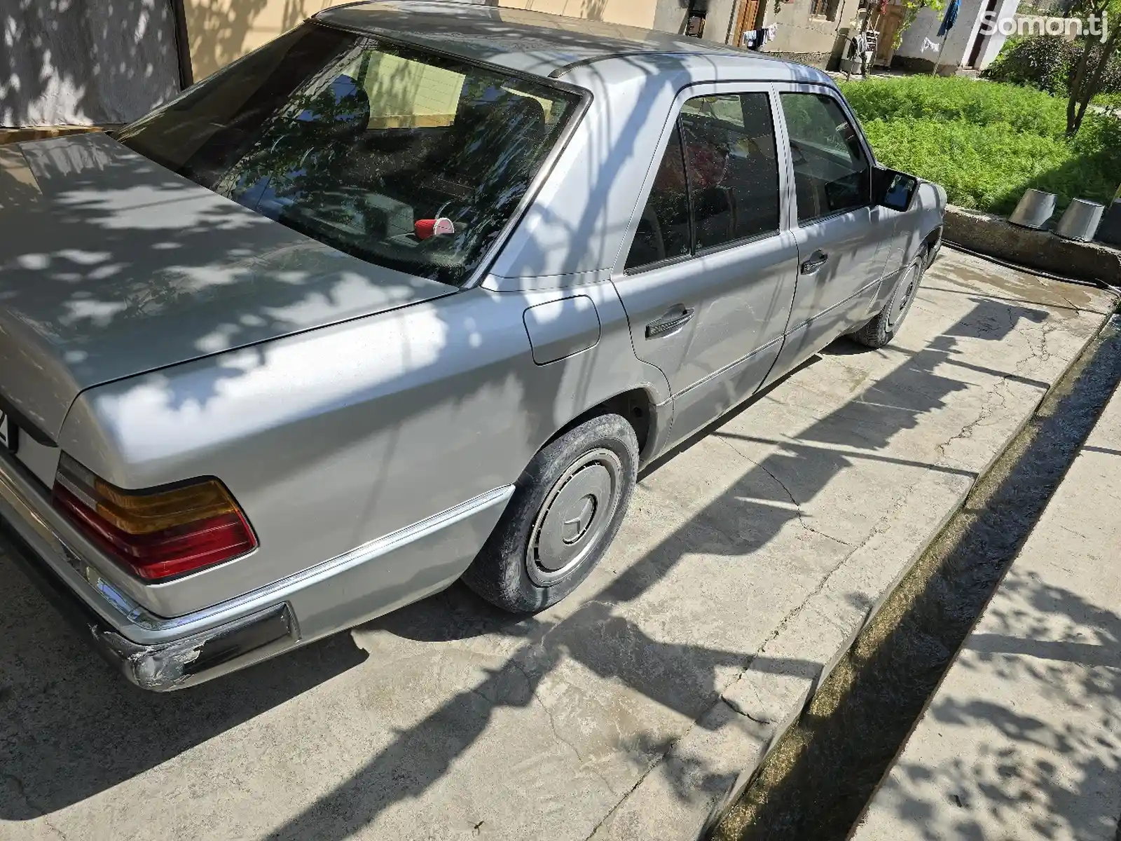 Mercedes-Benz E class, 1991-4