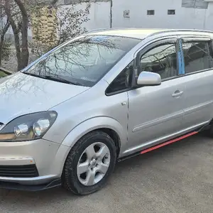 Opel Zafira, 2006