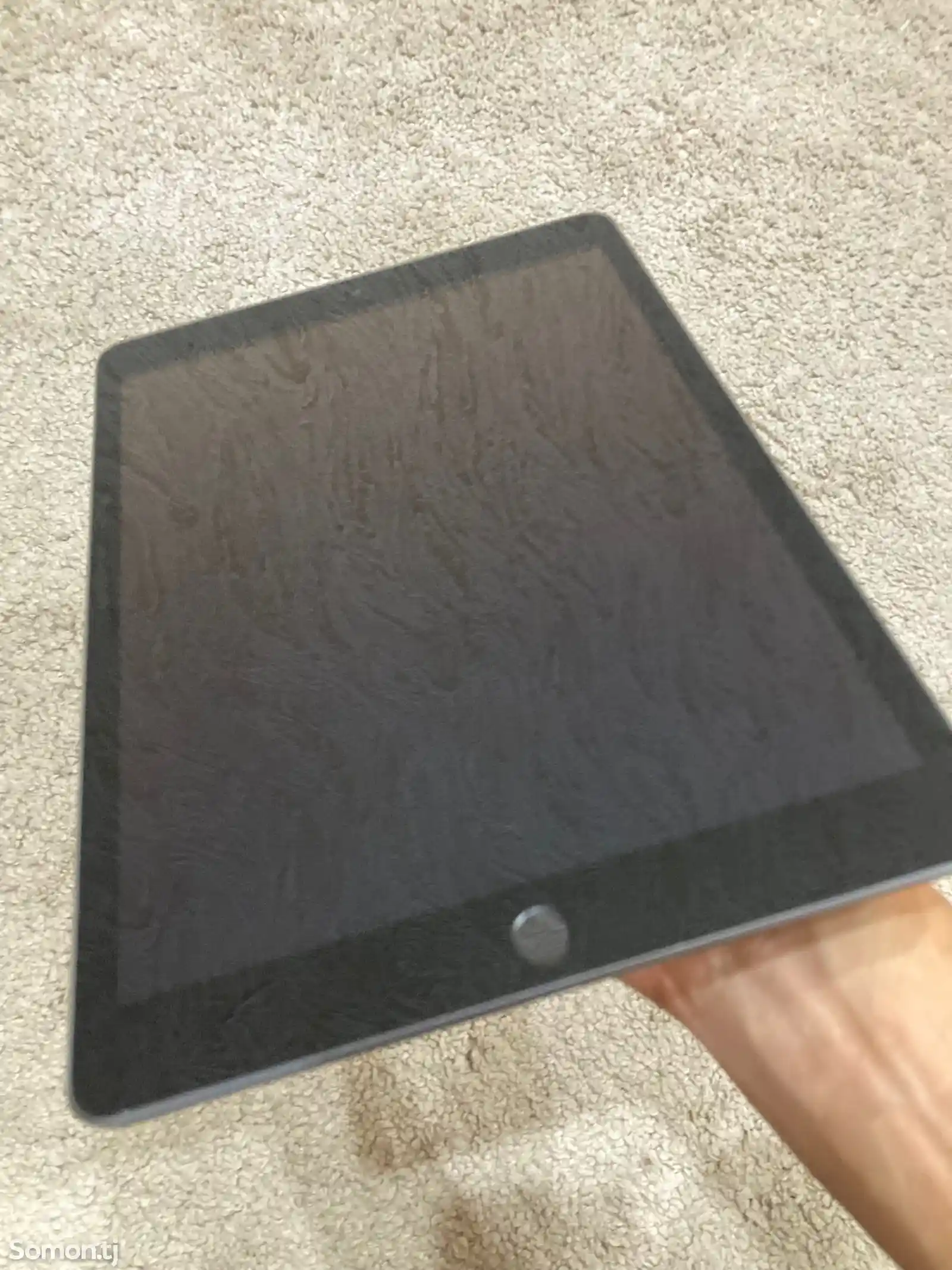 Планшет Apple iPad 8-3