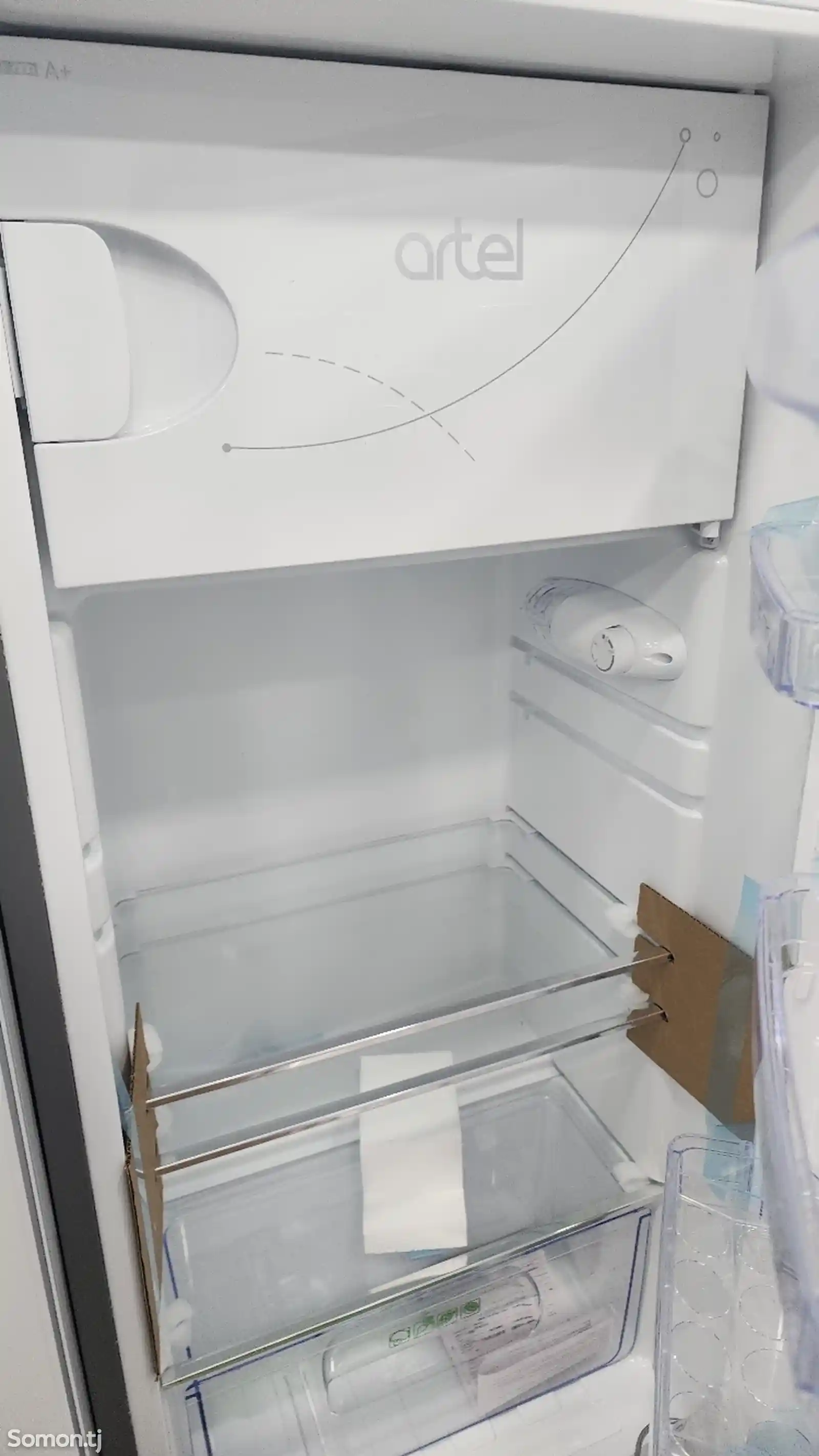 Однокамерный холодильник Artel 228-1